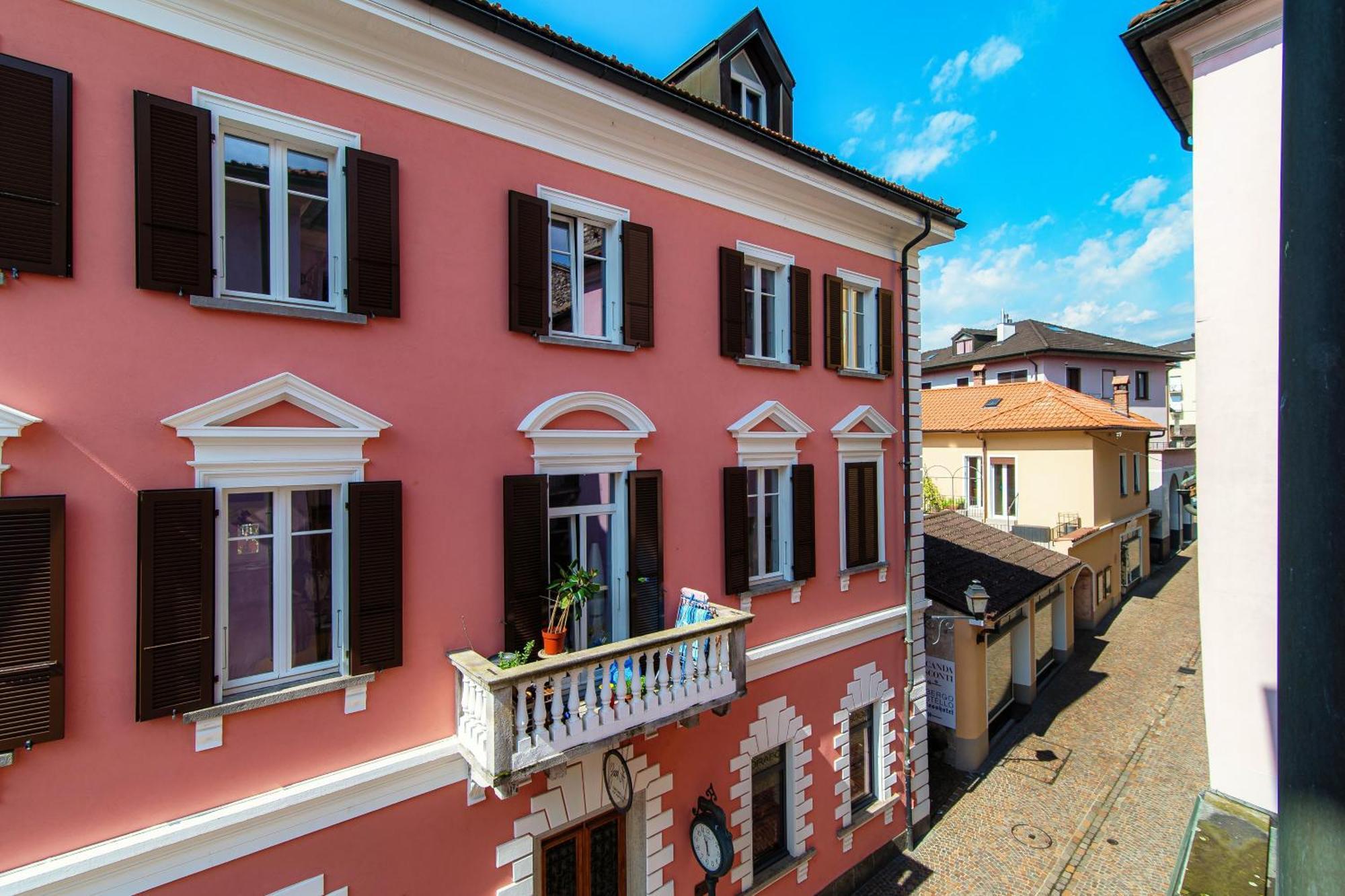 Pardo Apartments By Quokka 360 - Locarno Old Town エクステリア 写真