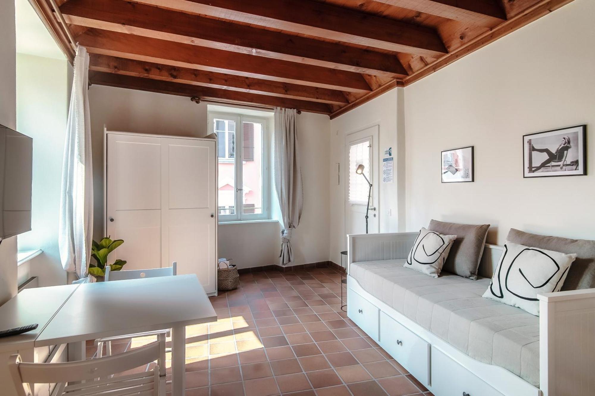 Pardo Apartments By Quokka 360 - Locarno Old Town エクステリア 写真
