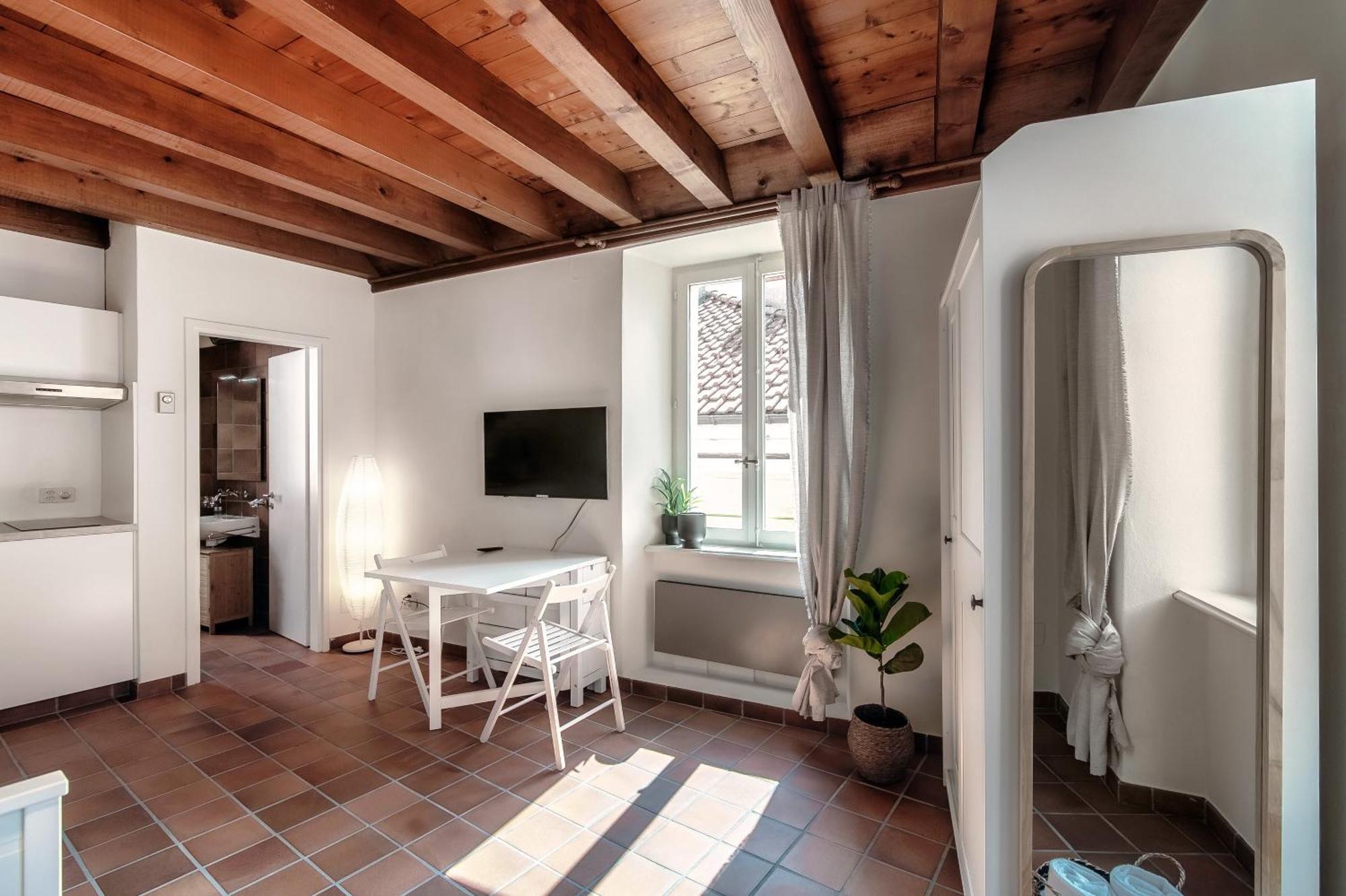 Pardo Apartments By Quokka 360 - Locarno Old Town エクステリア 写真